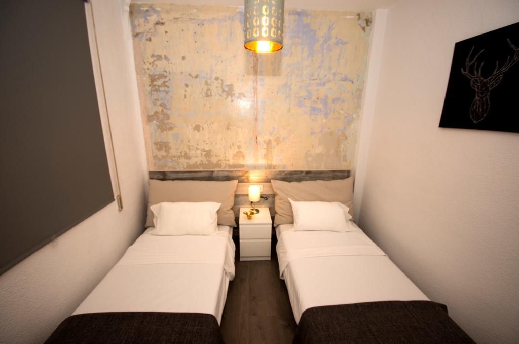 The Art Boutique Colon Apartment Valencia Bagian luar foto