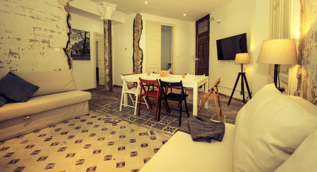The Art Boutique Colon Apartment Valencia Bagian luar foto