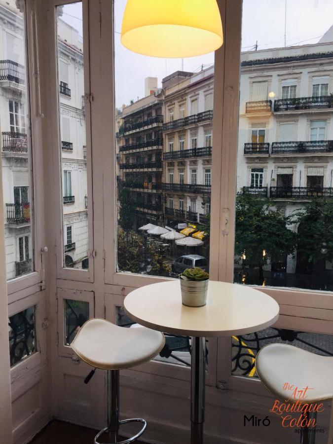 The Art Boutique Colon Apartment Valencia Bagian luar foto